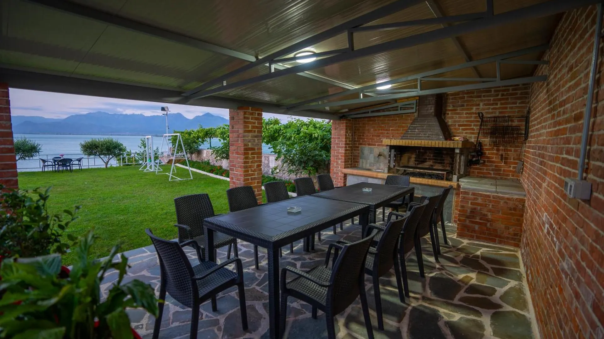 Xhuli Guesthouse شكودر بيت ضيافة