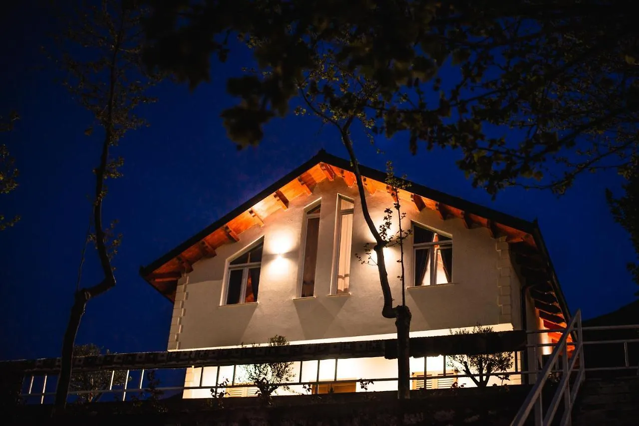 Xhuli Guesthouse Shkodër