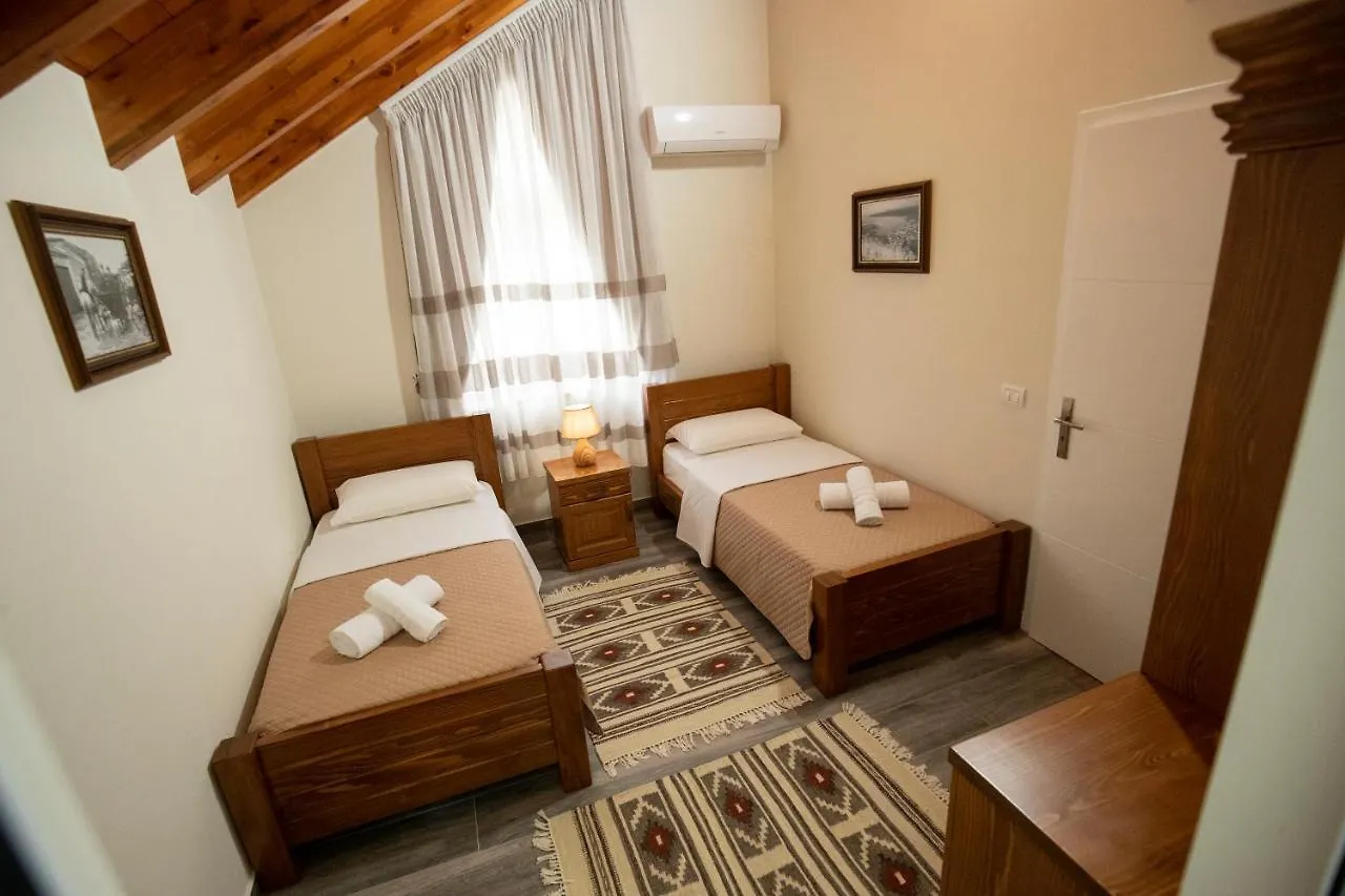 Xhuli Guesthouse Shkodër 0*,